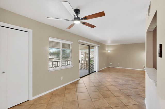 921 Country Club Drive SE APT J, Rio Rancho, NM 87124