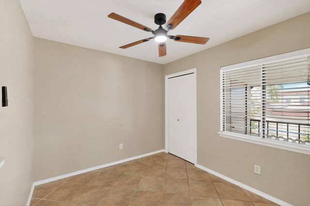 921 Country Club Drive SE APT J, Rio Rancho, NM 87124