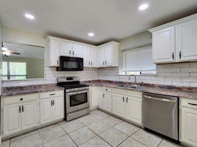 11703 Lorene Avenue, Midwest City, OK 73130