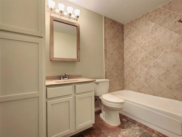 11703 Lorene Avenue, Midwest City, OK 73130