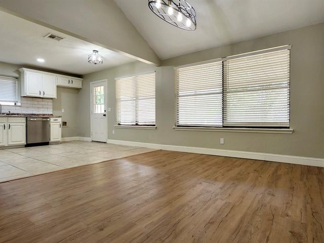 11703 Lorene Avenue, Midwest City, OK 73130