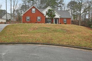 25 Castlehill Court, Covington, GA 30016
