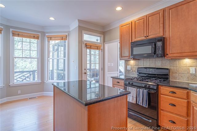 138 Lamplighter Way, Spring Lake, NC 28390