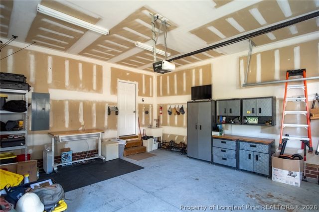 138 Lamplighter Way, Spring Lake, NC 28390