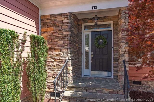 138 Lamplighter Way, Spring Lake, NC 28390