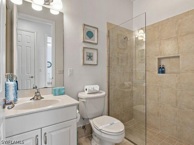 980 Fieldstone DR, Marco Island, FL 34145