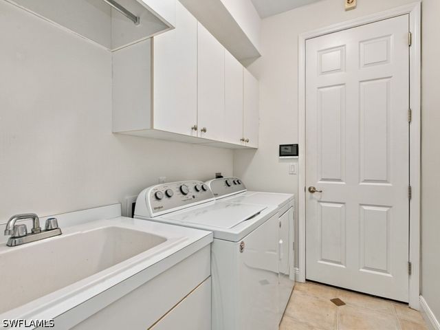 980 Fieldstone DR, Marco Island, FL 34145