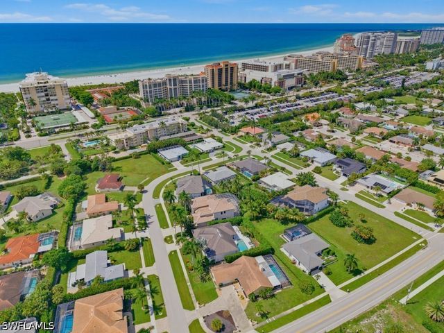 980 Fieldstone DR, Marco Island, FL 34145