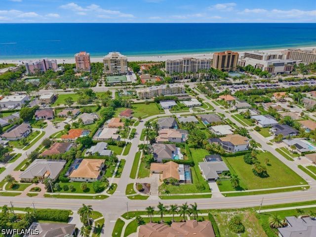 980 Fieldstone DR, Marco Island, FL 34145