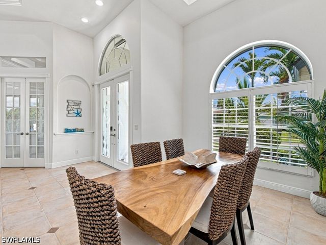 980 Fieldstone DR, Marco Island, FL 34145