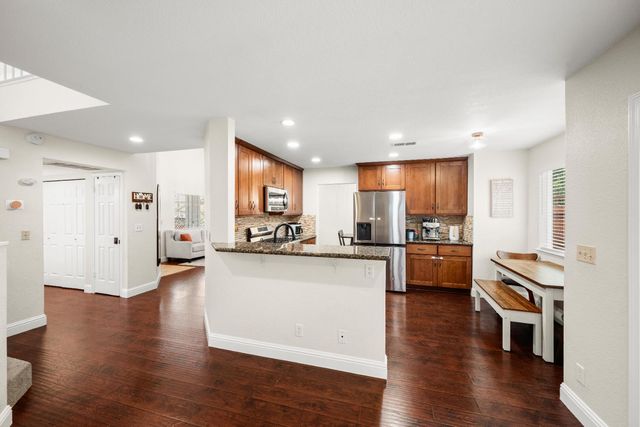 4009 Honey Rose Pl, Antelope, CA 95843