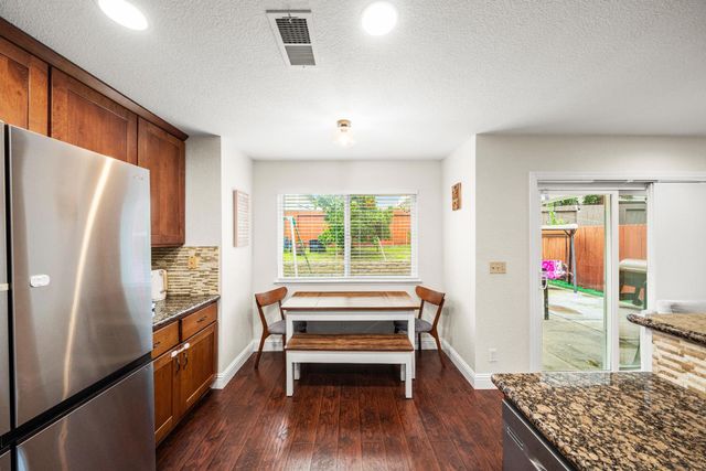 4009 Honey Rose Pl, Antelope, CA 95843