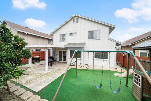 4009 Honey Rose Pl, Antelope, CA 95843