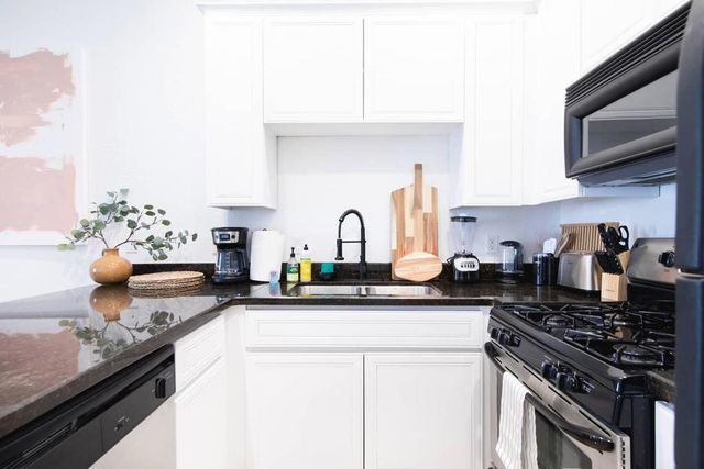 50600 Santa Rosa Plaza 6, La Quinta, CA 92253