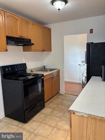 14 APPLE LN, Elkton, MD 21921