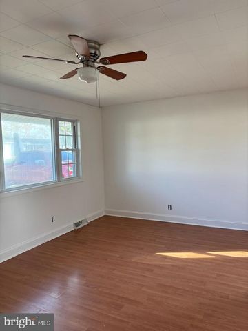 14 APPLE LN, Elkton, MD 21921