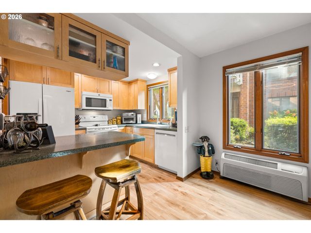14955 Ne SACRAMENTO St 41, Portland, OR 97230