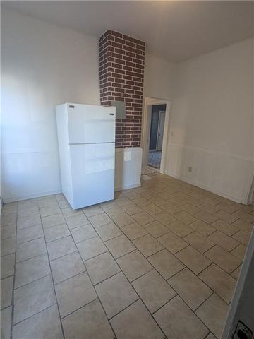 654 Cranston Street, Providence, RI 02907