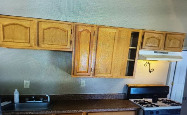 654 Cranston Street, Providence, RI 02907