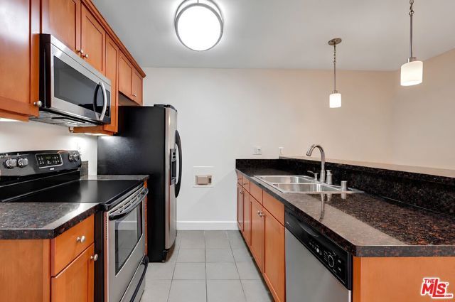 10982 Roebling Avenue 441, Los Angeles, CA 90024