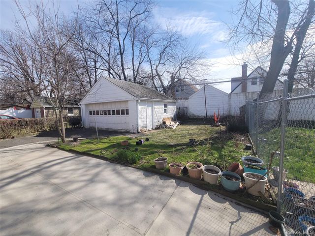 22726 113th Drive, Queens Village, NY 11429