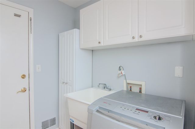 1848 Harley Drive, Ann Arbor, MI 48103