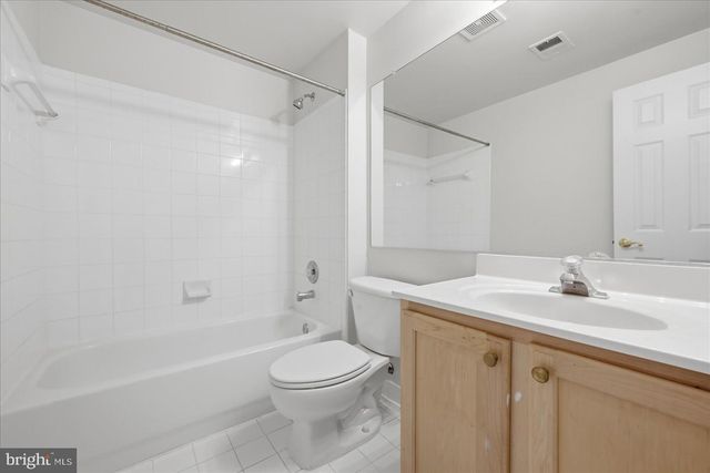 44272 SILKWORTH TER, Ashburn, VA 20147
