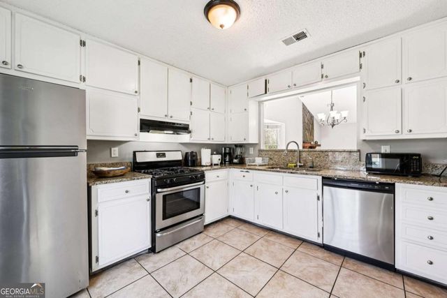 5375 Kirk Drive, Atlanta, GA 30349