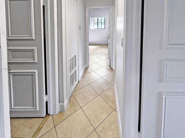 2861 Davie Blvd, Fort Lauderdale, FL 33312