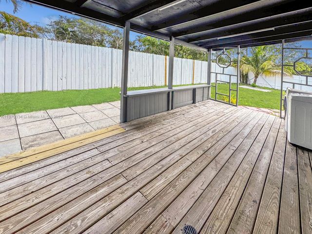 2861 Davie Blvd, Fort Lauderdale, FL 33312