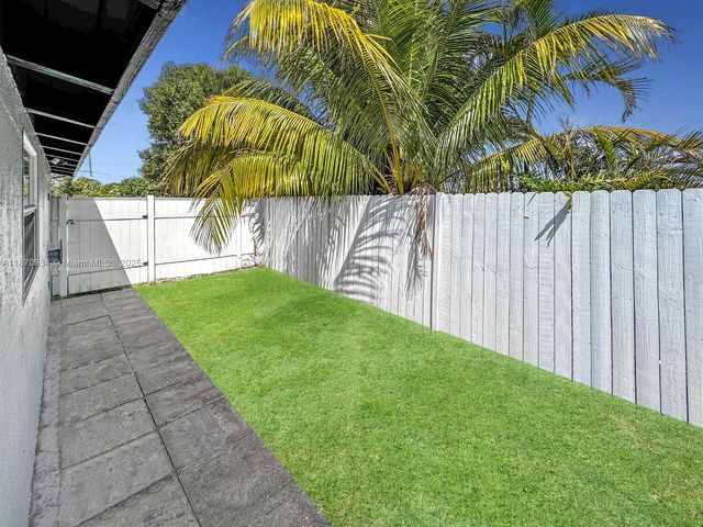 2861 Davie Blvd, Fort Lauderdale, FL 33312