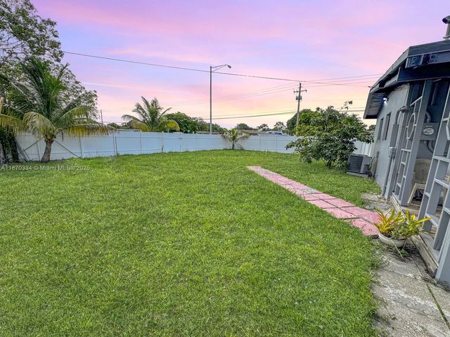 2861 Davie Blvd, Fort Lauderdale, FL 33312