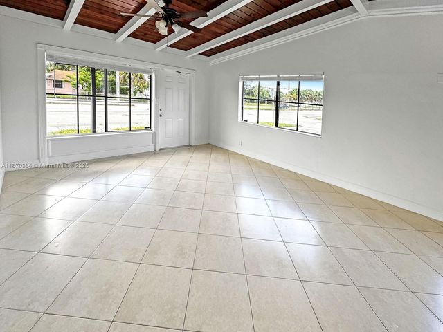 2861 Davie Blvd, Fort Lauderdale, FL 33312