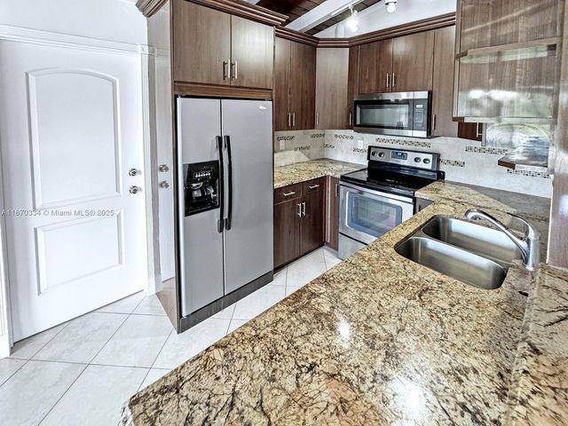 2861 Davie Blvd, Fort Lauderdale, FL 33312