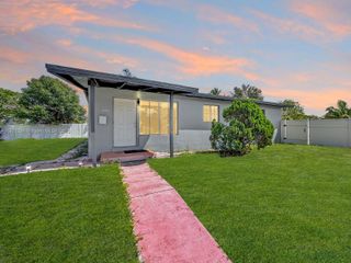 2861 Davie Blvd, Fort Lauderdale, FL 33312