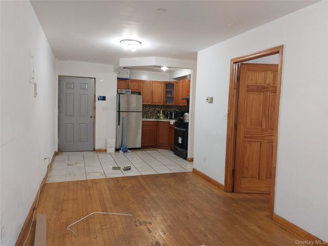 102-14 Lewis Avenue 2D, Corona, NY 11368