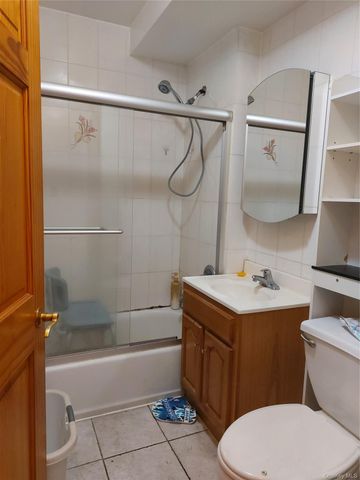 102-14 Lewis Avenue 2D, Corona, NY 11368