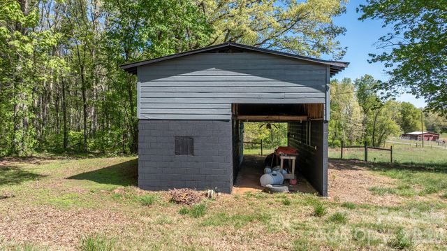 1975 Three Forks Church Road, Taylorsville, NC 28681