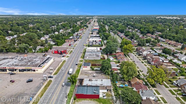 8866 Greenfield Road, Detroit, MI 48228