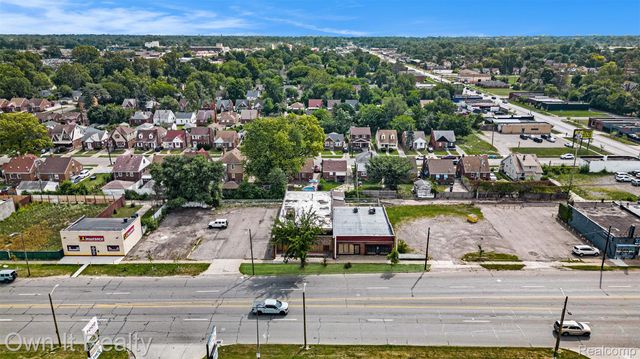 8866 Greenfield Road, Detroit, MI 48228