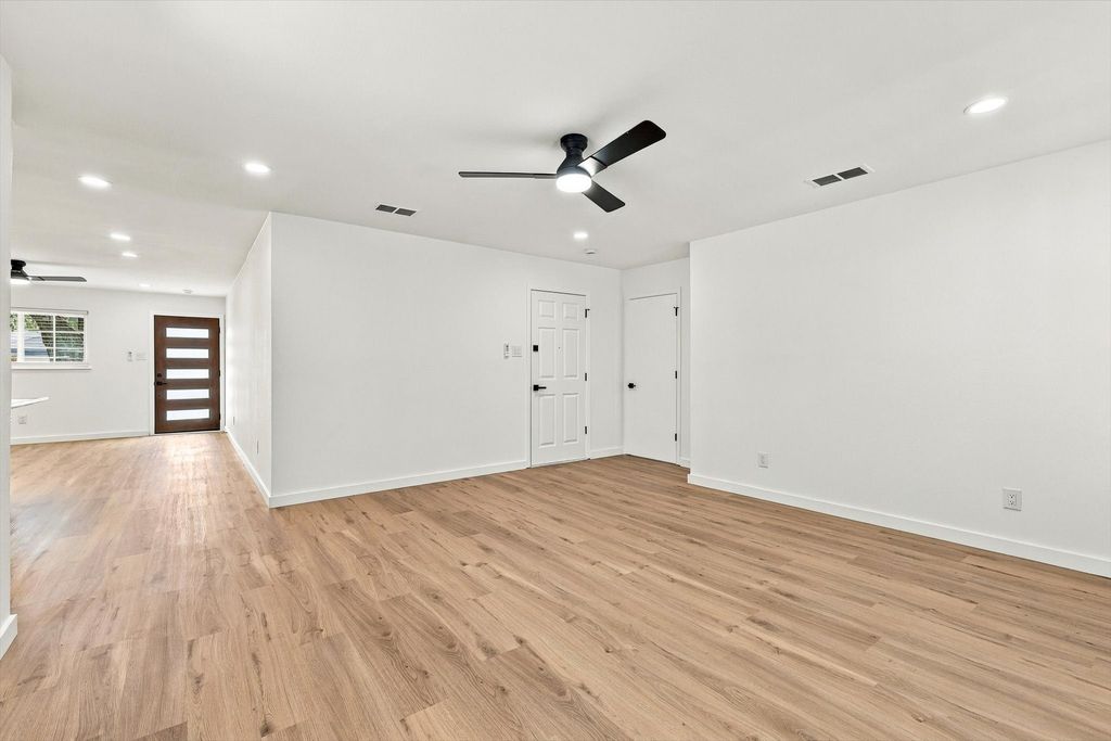 7713 Noreast Drive, North Richland Hills, TX 76180 — photo 4