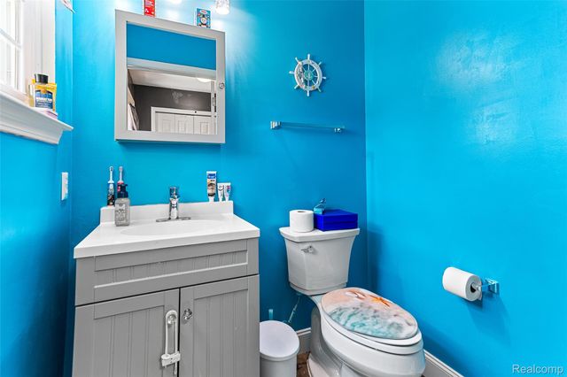 7921 Mallard Way, York Charter Township, MI 48197