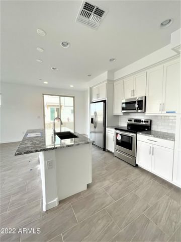 4100 S PINELAKE Way 126, Chandler, AZ 85249