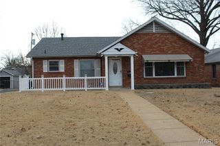 8920 Lackland Road, Overland, MO 63114