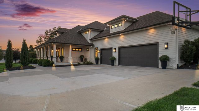 1580 Saint Tropez Circle, Yutan, NE 68073