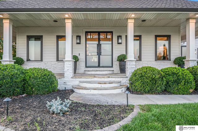 1580 Saint Tropez Circle, Yutan, NE 68073
