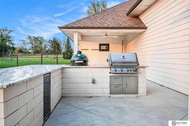 1580 Saint Tropez Circle, Yutan, NE 68073