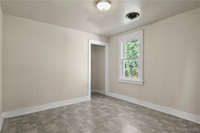 2279 Broadway Street, Cheektowaga, NY 14212