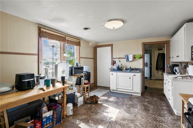 2279 Broadway Street, Cheektowaga, NY 14212