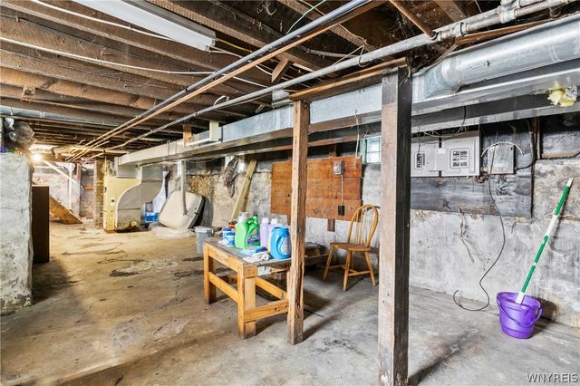 2279 Broadway Street, Cheektowaga, NY 14212